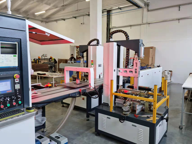 LS-F6 Geschenkbox-Formmaschine für Parfümboxen